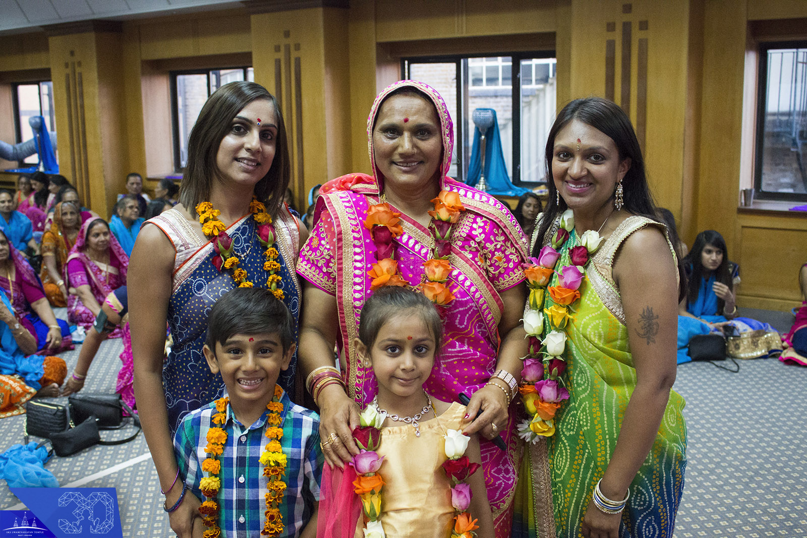 150  - ©1987-2017 SKS Swaminarayan Temple East London